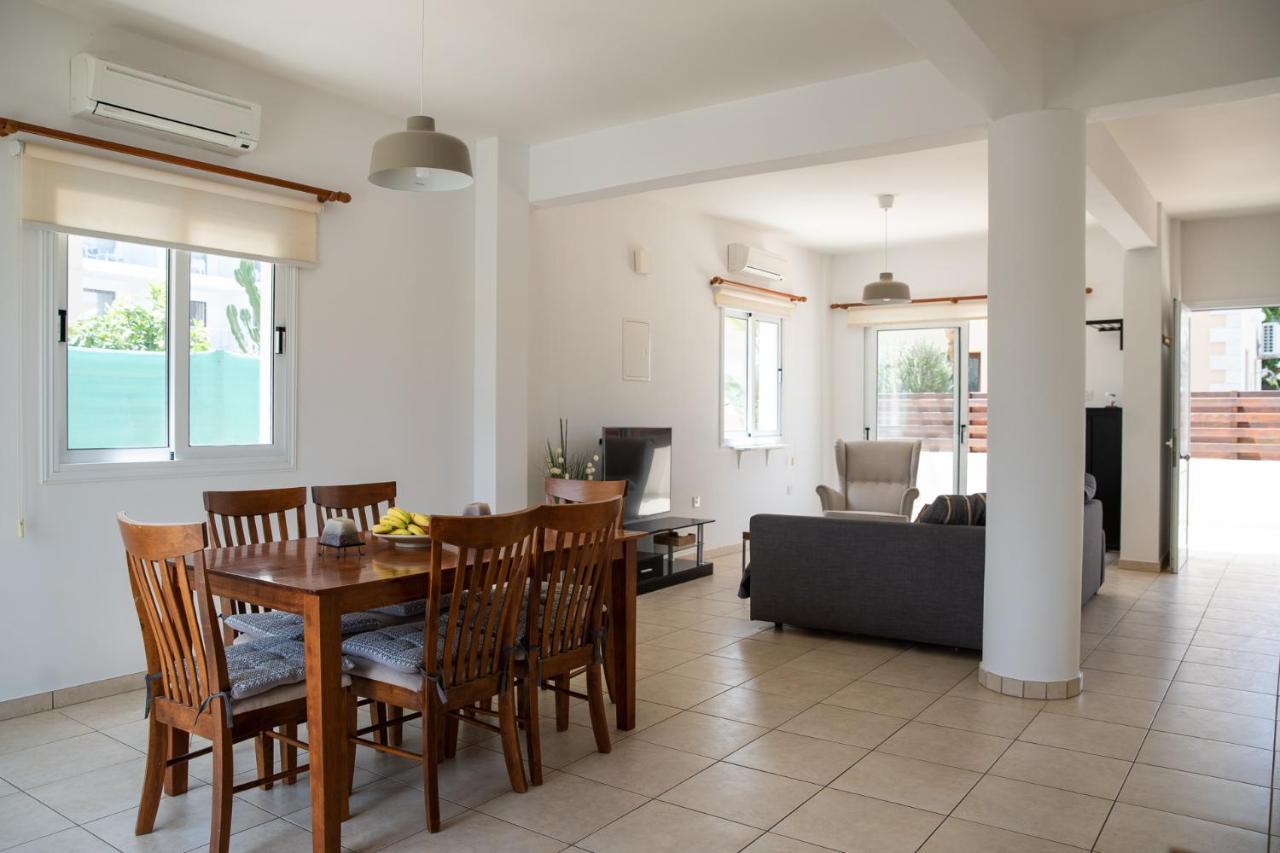 Villa Konnos Ekaterina *